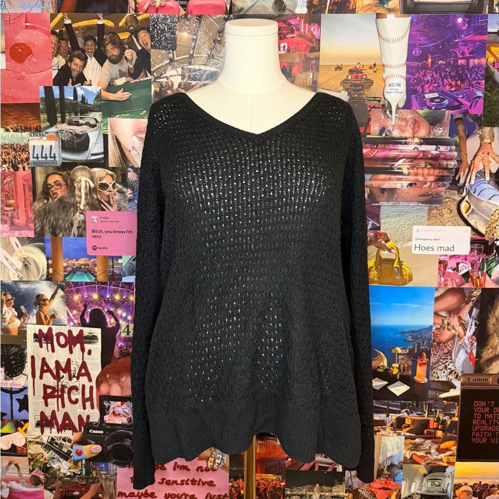 American Eagle black V-neck sweater